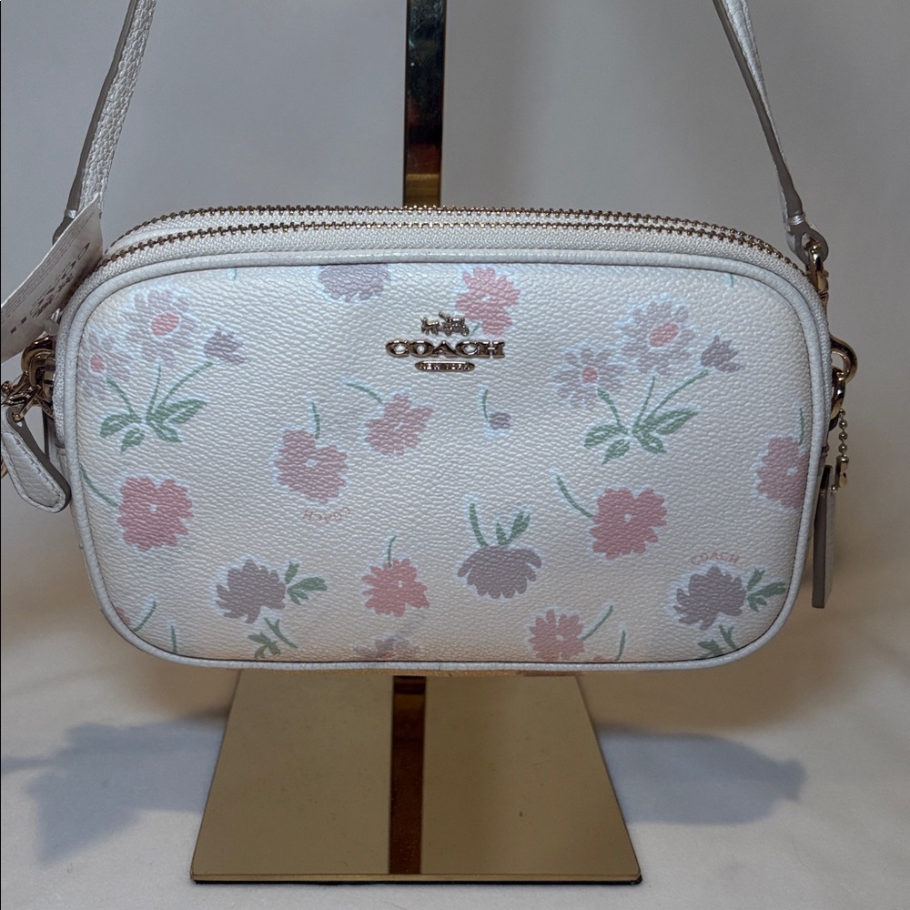 NWT coach crossbody clutch in Daisy field print with pebbled leather - Picture 3 of 9
